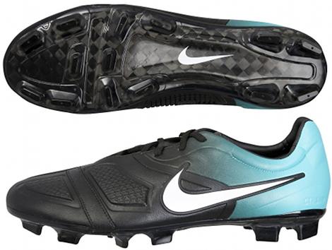 New Nike Elite Series Football Boots