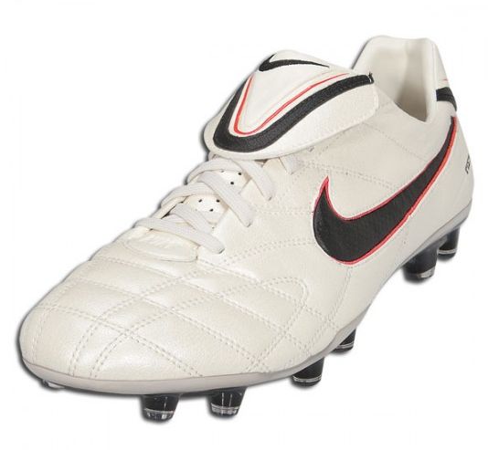 NIKE TIEMPO LEGEND III - PEARL/ BLACK 