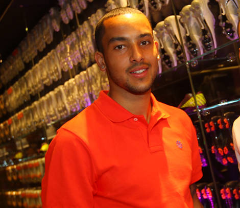 THEO WALCOTT TALKS FOOTBALL BOOTS