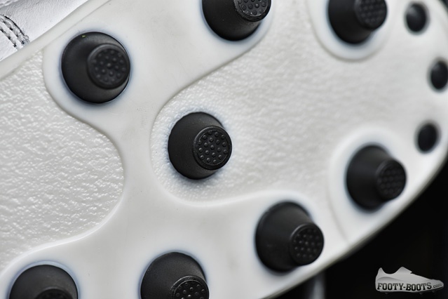 Best football boots for 3g pitches top