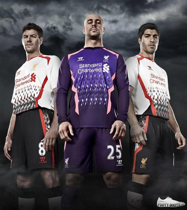 Liverpool Away Shirt 2013 Goalkeeper