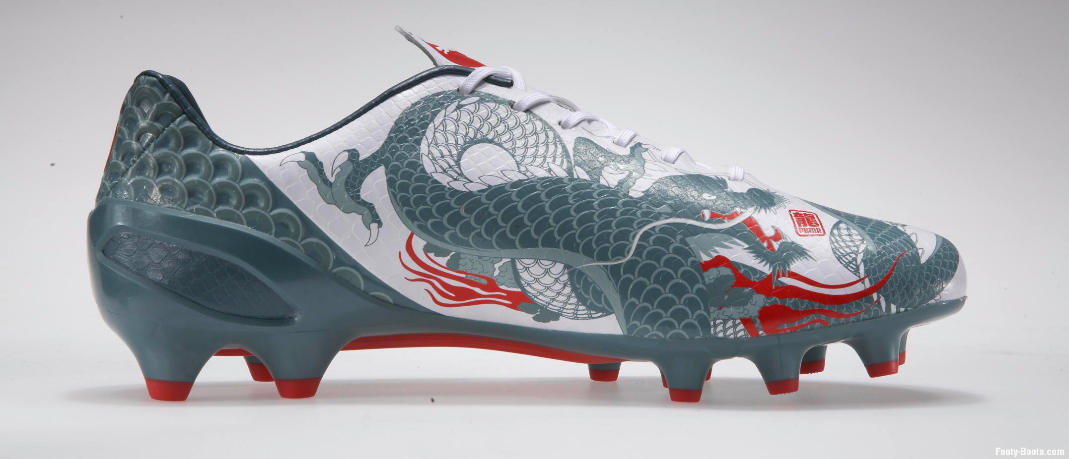 Puma dragon football boots on sale