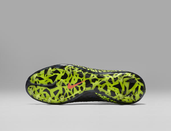 Nike Dark Lightning pack hypervenom