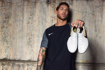 Ramos Tiempo Football Boots