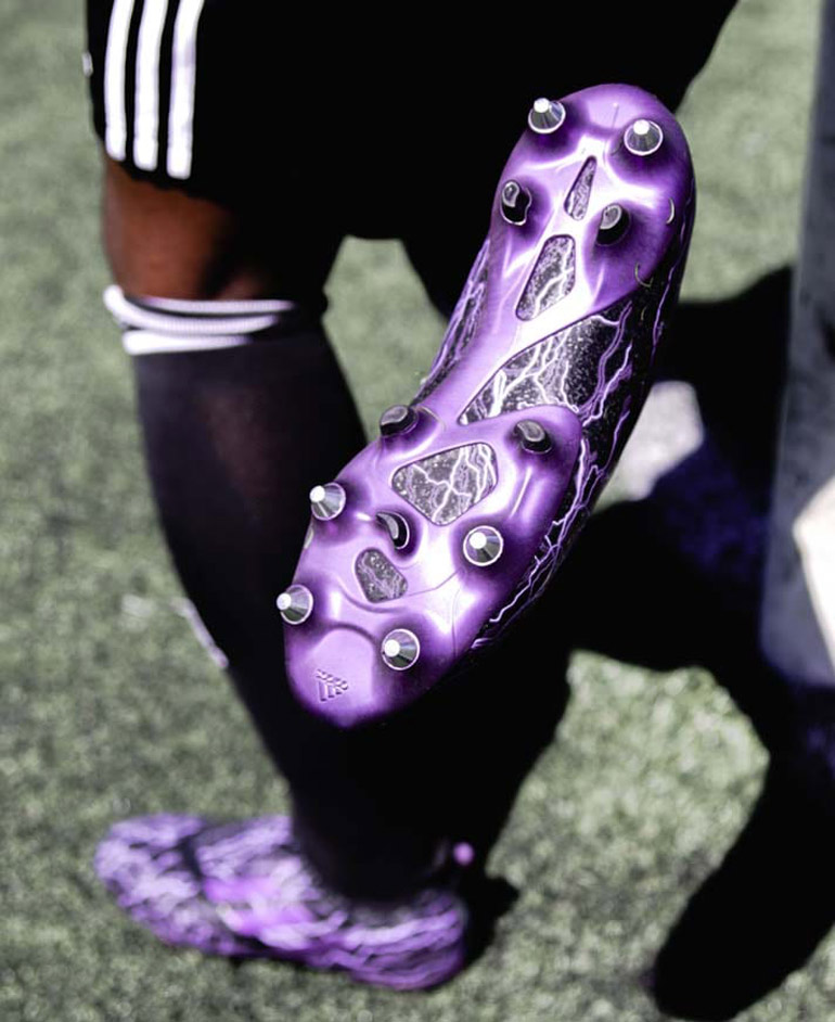 adidas-glitch-final-soccer-boots