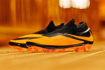 nike-phantom-vsn-2-hypervenom-soccer-boots